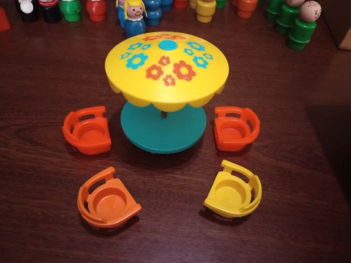 Vintage Fisher Price Little People Plastic Umbrella Table And Chair Set