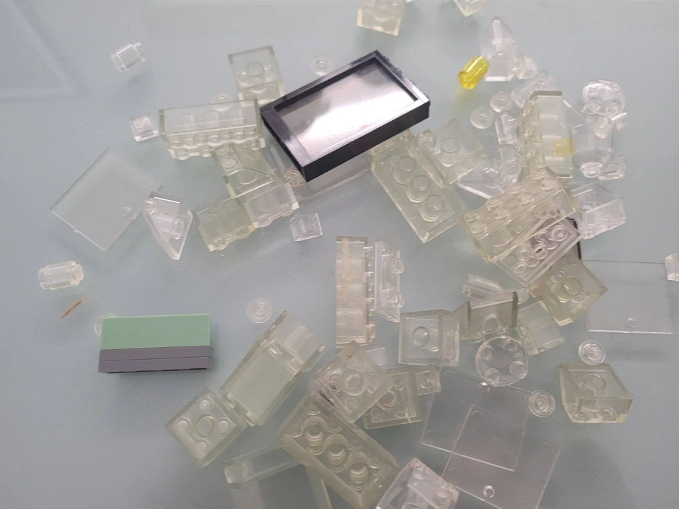 LEGOS SET OF 75 SMALL CLEAR TRANSLUCENT SINGLES PIECES and PARTS! WINDOWS! - Image 2 of 4