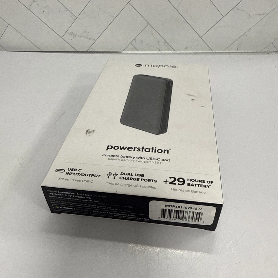 Cargador portátil Mophie PowerStation de 8.000 mAh para la mayoría de los dispositivos habilitados para USB Foto 3 de 3
