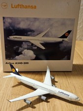 Lufthansa Airbus A 340-300 ! Defekt 2 Fahrwerke abgebrochen ! Herpa Wings 1:500