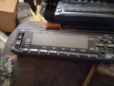 KENWOOD KDC-7011 CD RECEIVER Faceplate Only Untested
