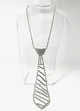 Glamouröse Strass Krawatten‑Kette, Statement Collier, Silberoptik Damen Krawatte