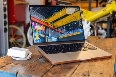 14'' MACBOOK PRO   M1 Pro   16GB RAM   1TB + Faster 140W Power & Real Wood Skin!