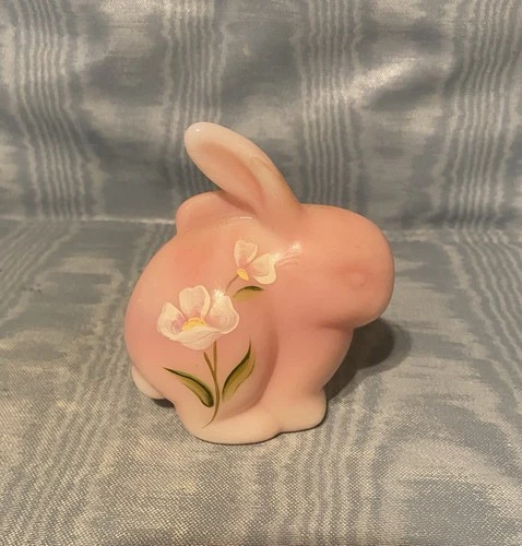 Vintage Rare Fenton Hand Painted  Pink Mini Rabbit  Figurine      USA