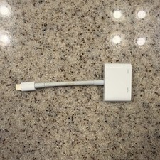 Genuine Apple iPhone to HDMI Digital AV Adapter  MD826AM/A - A1438 - Used