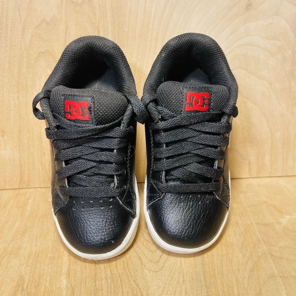 Zapatilla de Skate DC Little Kid Cuero Negro y Rojo Y2K Talla 11 Foto 4 de 4