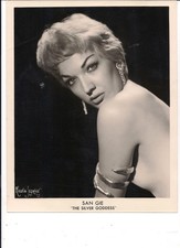 Burlesque Stripper SAN GIE Original 8x10 Photo plus newspaper clipping of ad