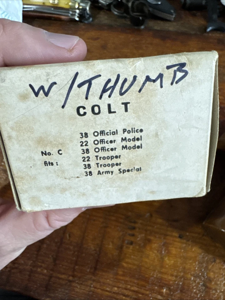 Vintage Sile Walnut Target Grips For Colt Python Or Official Police. (254) - Image 3 of 4