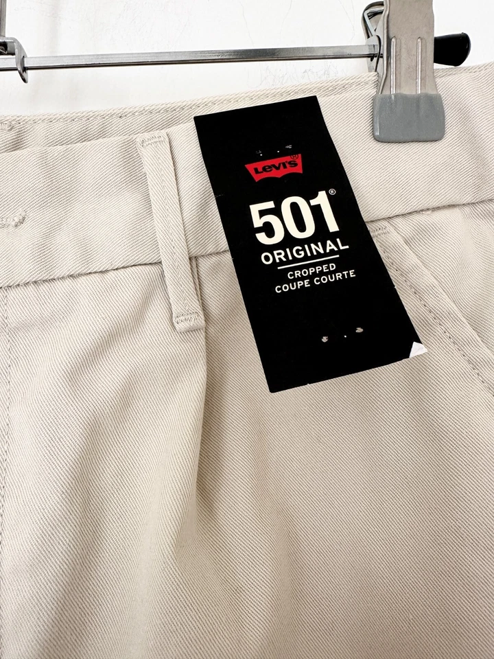 Femme Shorts Levi's 501 chino en coton beige Taille W 27, FR 36 Neuf - Photo 3/4