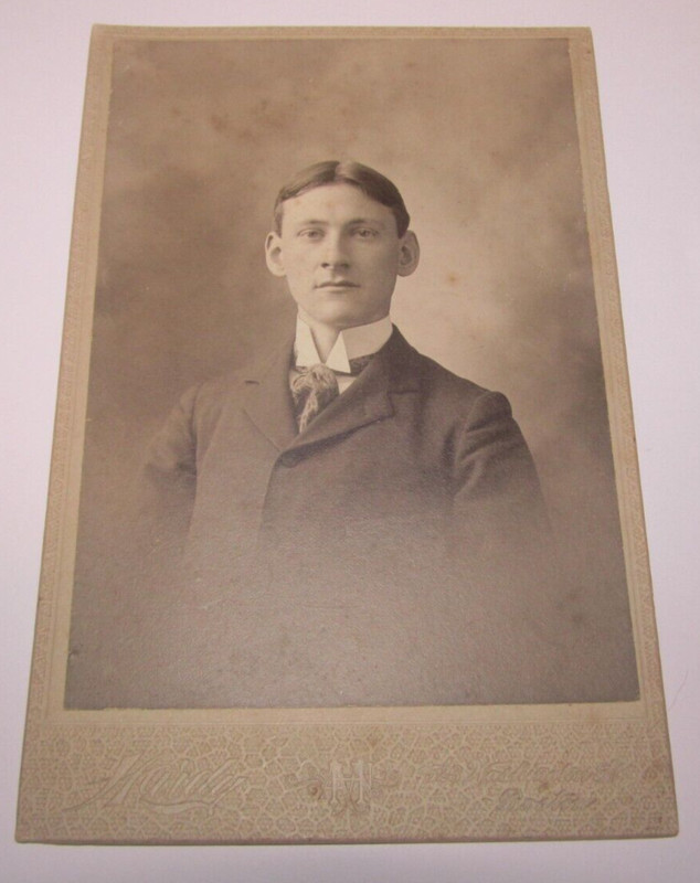Antique Victorian Man Gentleman Cabinet Card Photo Photography Boston MA