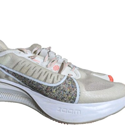 Nike Women's Zoom Gravity Summit White Running Shoes Sneakers Size US 9