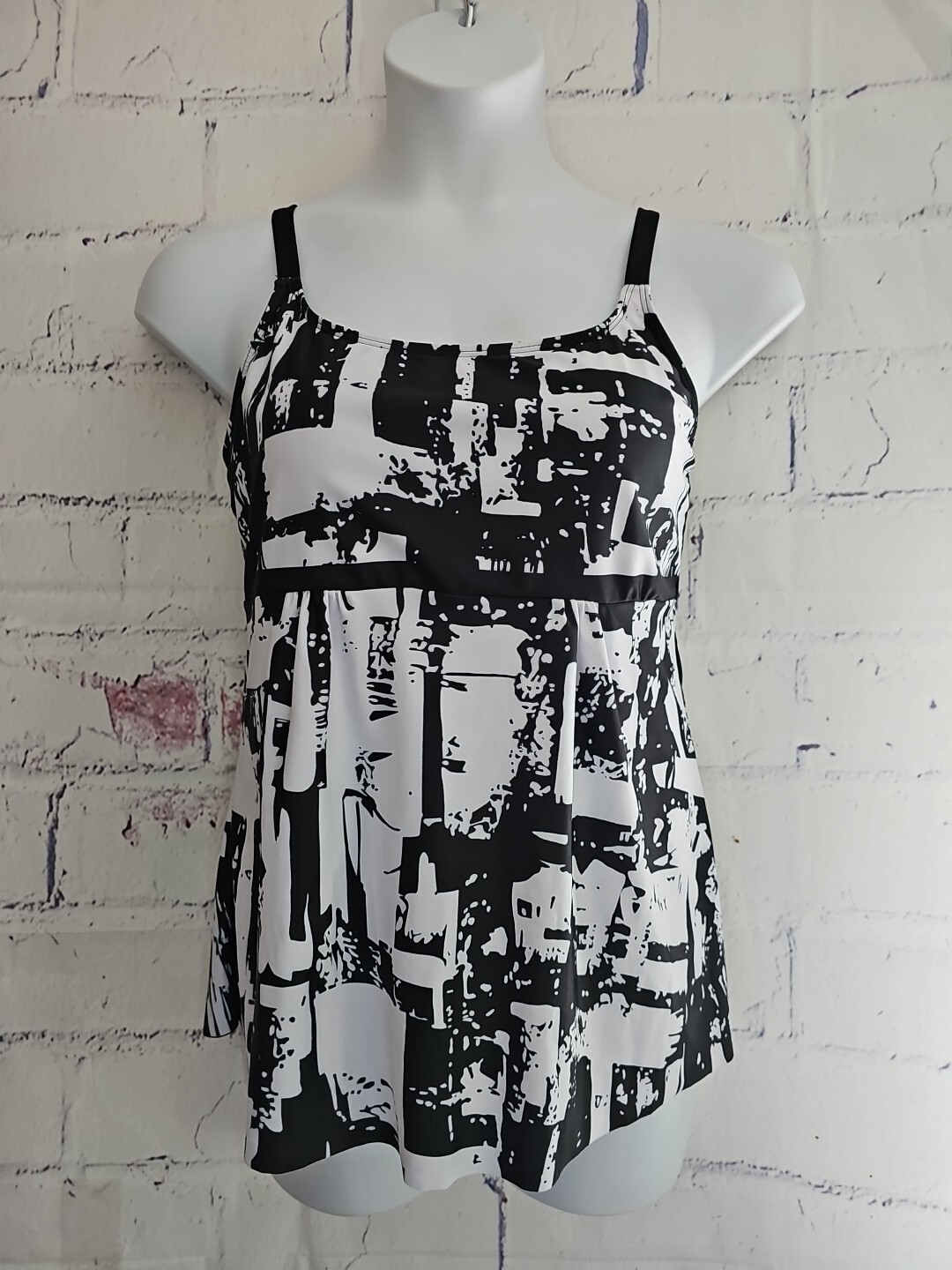 Denater Swimsuit Tankini Top Size XXL Black White Geometric Round Neck Adj Strap-image