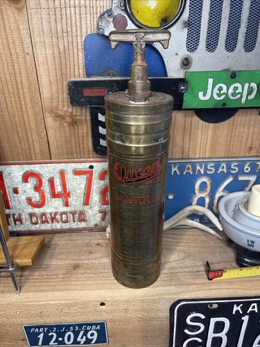Brass QUEEN SPECIAL Fire Extinguisher Empty RED GREEN INLAY HARKER MFG CO. Ohio