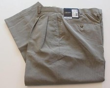 NEW IZOD GOLF MEN'S PLEATED GOLF PANTS SIZE 34W x 30L SAND COLOR New w/ Tags 72