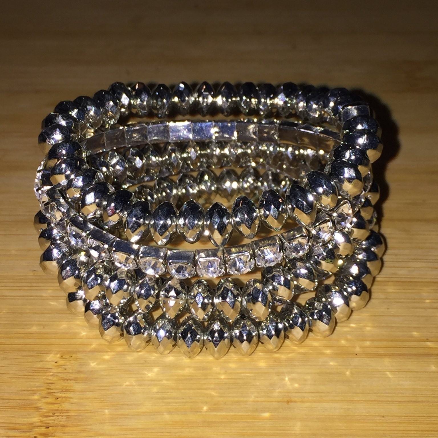 Boho Multi-Strand Stretch Bracelet Faceted Acrylic Beads Silver Tone Clear