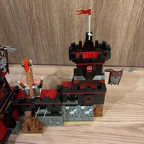 LEGO Knights&rsquo; Kingdom Vladek&rsquo;s Dark Fortress Incomplete Used with Box 8877