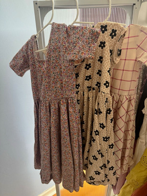 Girls Fit & Flare Knee Length Short Sleeve Round Neck Floral Dress Lot