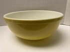 Vintage 1940’s Large Yellow Pyrex Mixing Bowl No Number