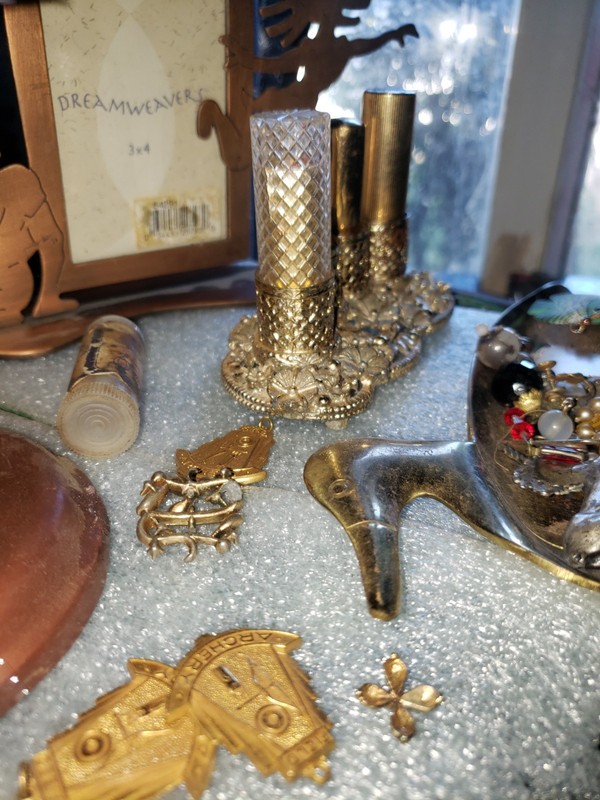 Estate Vanity Decor Lot Vintage Hollywood Regency Lipstick Holder And Mix Lot 