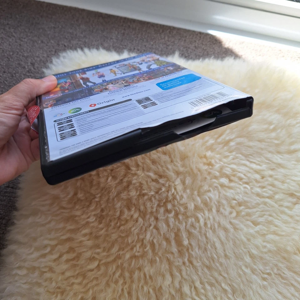 The Sims 4 City Living - PC / Mac Expansion Pack, New Video Game Unused Code! - Image 4 of 4