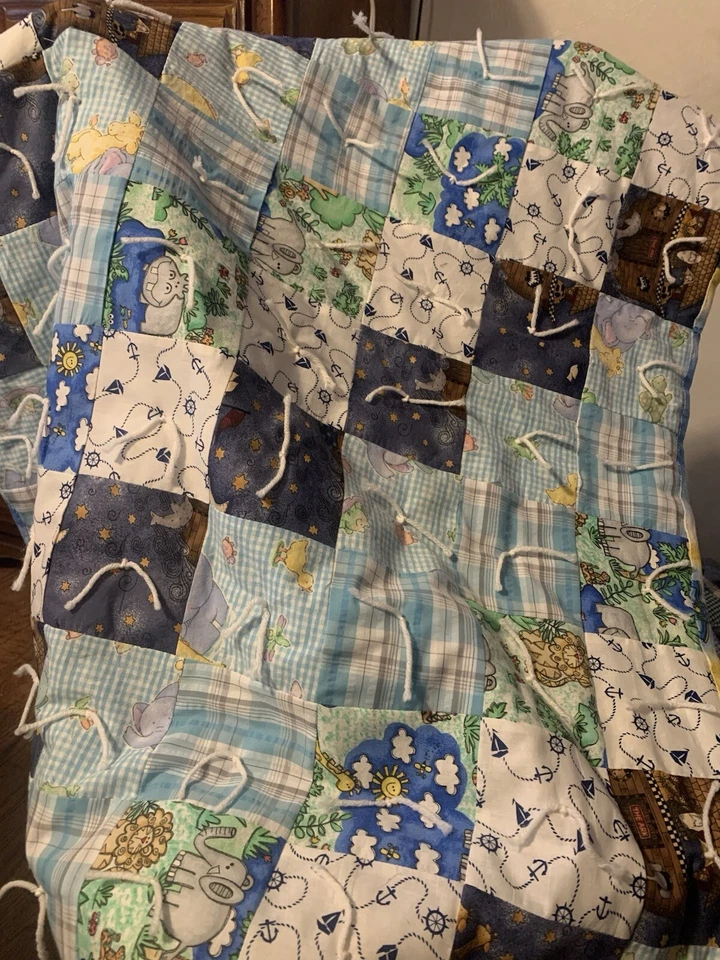 Manta acolchada hecha a mano para bebé niño hecho en EE. UU. Foto 4 de 4