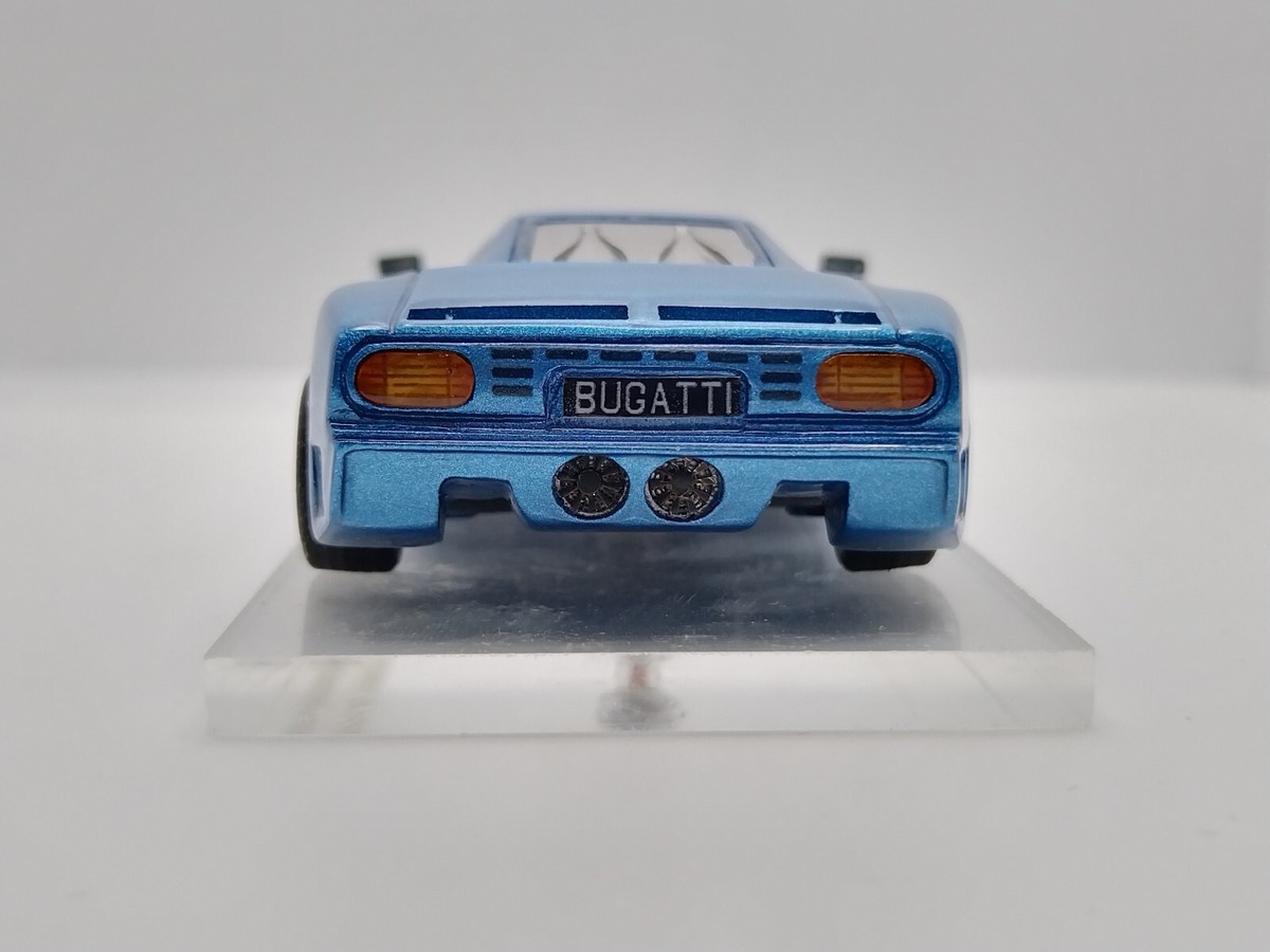 Maquette voiture : Starter Kit : Bugatti Eb 110 - Heller - Rue des Maquettes Maquette voiture : Starter Kit : Bugatti Eb 110 - Heller - Rue des Maquettes