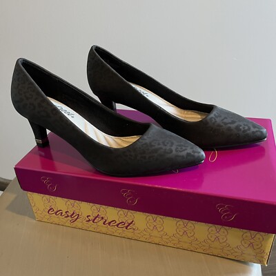 Easy Street Shoes Women s 6 1/2 Narrow Black Leopard Heels 6.5N Pointed