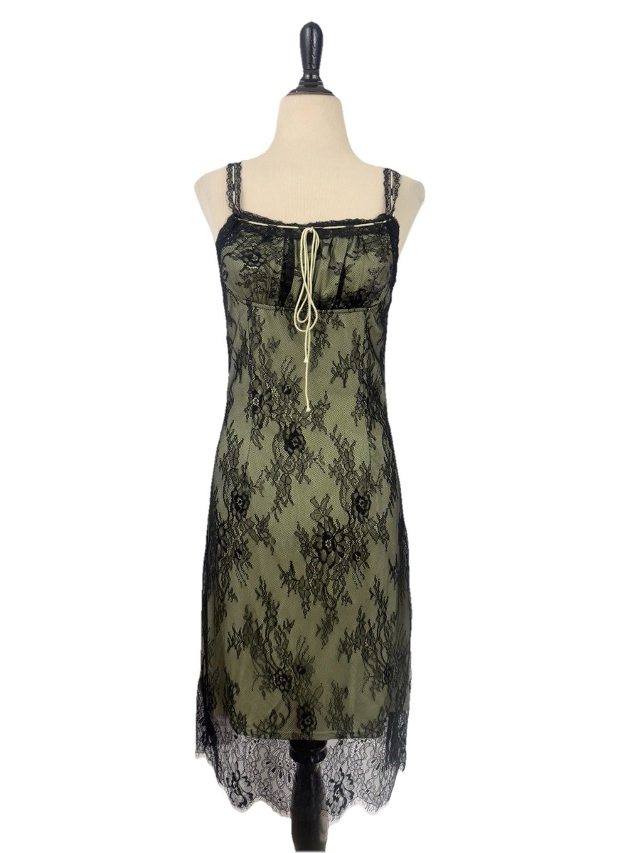 green emerald velvet dress Amazon.com: CIDER Velvet Dress for Women Midi Solid Knot Scoop Neckline  Sleeveless Cocktail Party Evening Dress Green : Clothing, Shoes & Jewelry