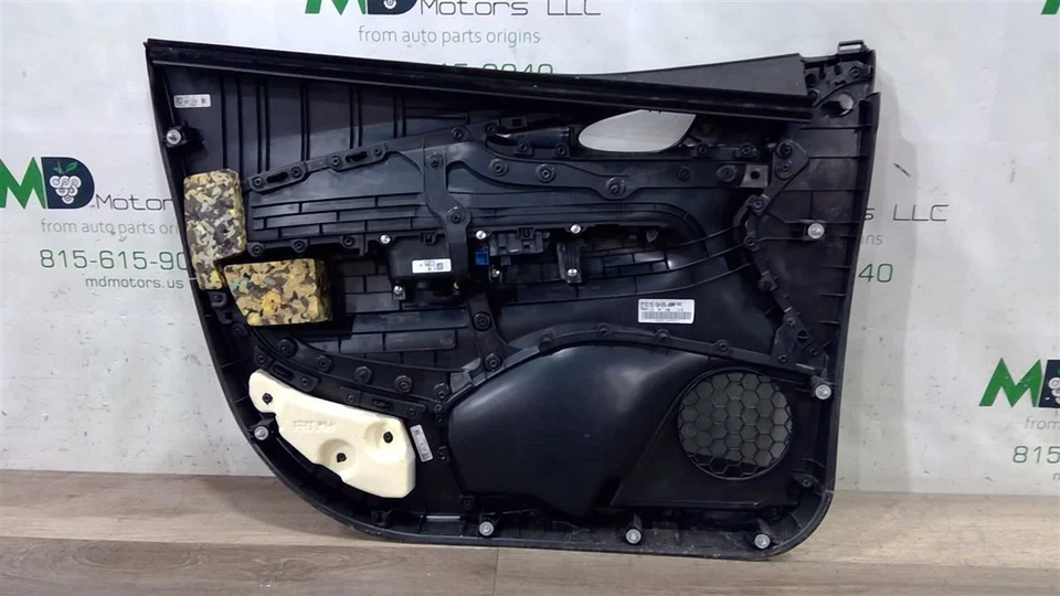 2019-2021 CHEVROLET SPARK FRONT RIGHT SIDE DOOR TRIM PANEL OEM 42495984 - Image 2 of 4