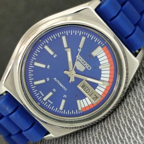 JAPAN VINTAGE SEIKO 5 AUTOMATIC 7009A MENS BLUE COLOR DIAL WATCH a2426-U