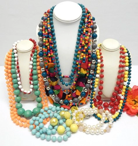 VINTAGE TO NOW COSTUME CRAFT BEADED NECKLACE LOT FASHION JEWELRY LOT