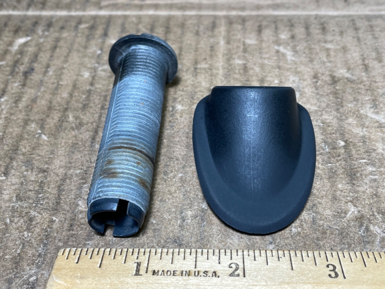OEM Jeep Cherokee XJ 84-96 power antenna mounting nut 56000552 and  