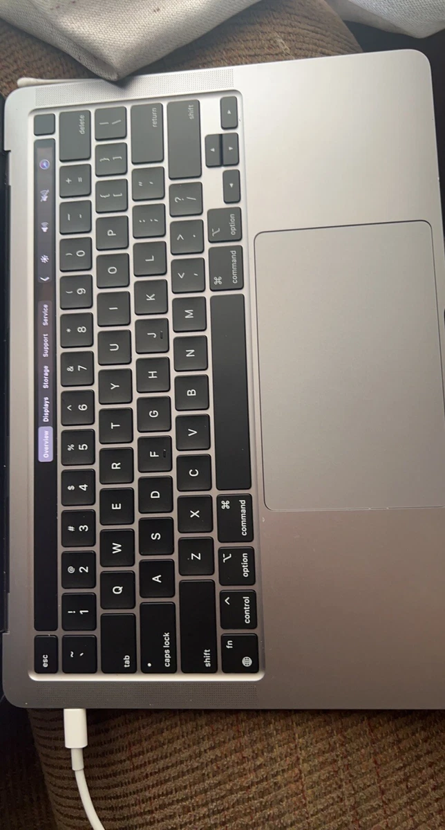 Apple MacBook Pro 13-inch 2020 M1 / 8GB RAM / 256GB SSD / 8-Core