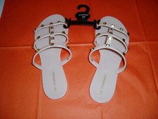 LE CHATEAU Pink sandals size 7