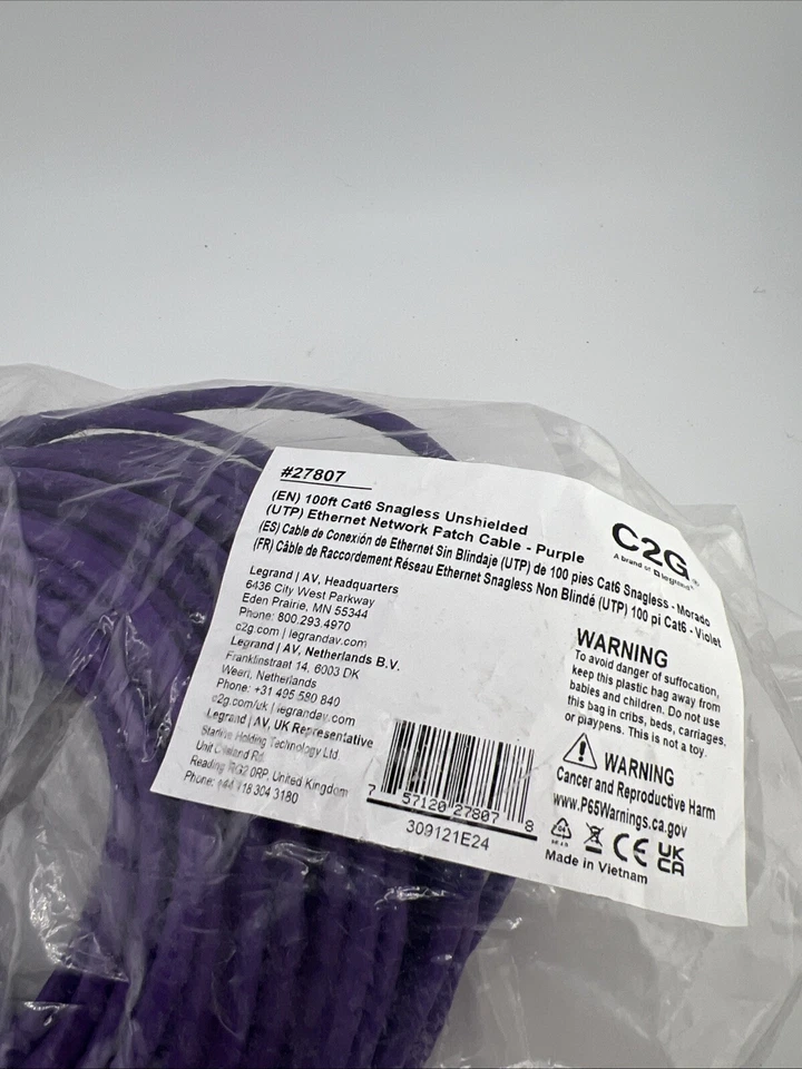C2G 27807 100FT CAT6 Snagless Unshielded (UTP) Ethernet Network Patch Cable Pur - Image 2 of 3