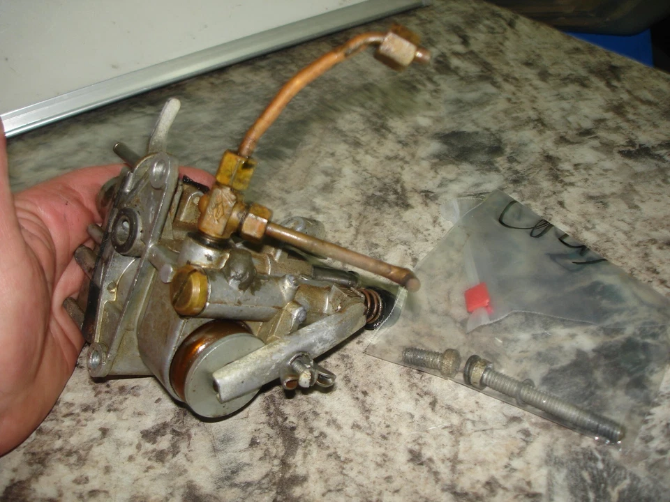 Evinrude 3.3 hp sport twin 4423-12484 carb parts only boat motor part b 4002  - Image 4 of 4