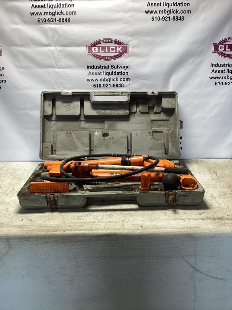 Central Hydraulic 10 Ton Portable Power Body/Frame Repair S-32746