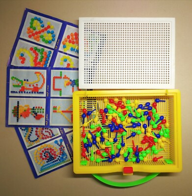 gioco CHIODINI in plastica colorati