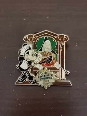 Disney Pin Minnie Colonel Critchlow Sunchbench Adventurers Club Pleasure Island