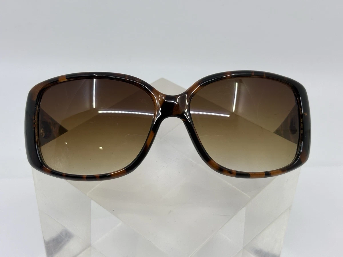Oscar de la Renta Oversized Tortoise Square Sunglasses Gradient Brown Lenses Oscar by Oscar de la Renta Vintage Tortoise Sunglasses Brown  main image 2