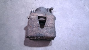 Bremssattel Vorne Links VW Polo 1.4 TDI Bj 2006 9 N 2490865