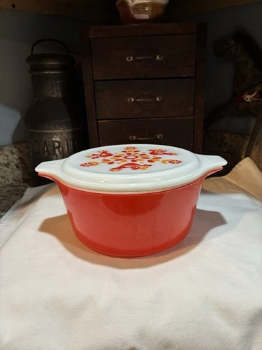 VTG Pyrex Red Friendship Birds  1 1/2 Qt 474   B VTG Casserole Dish W/Lid  Exc