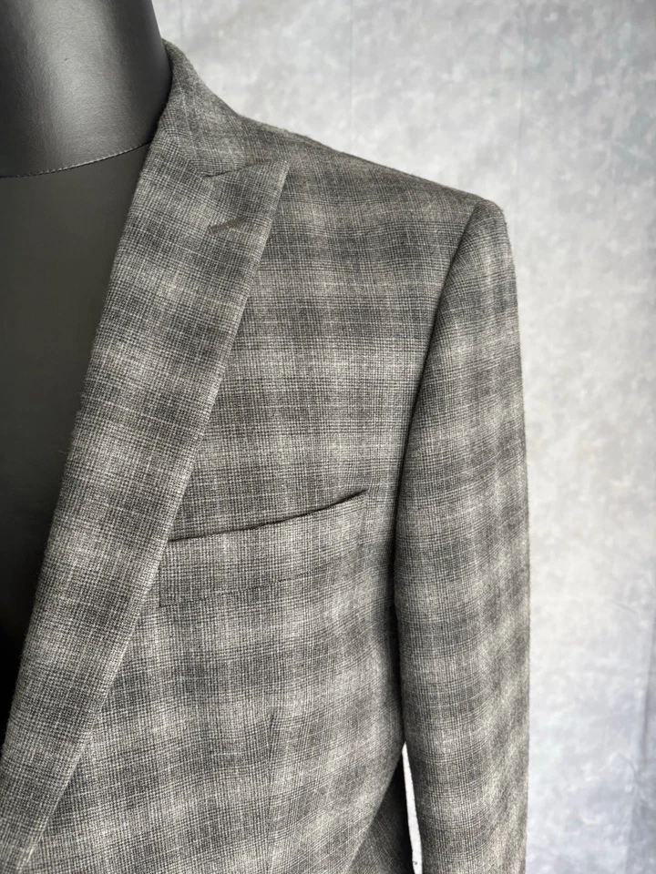 Abrigo deportivo John Varvatos blazer sin estructura gris jaspeado para hombre talla 44R usado en excelente estado Foto 2 de 4