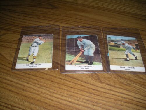 3 H.O.F ORIGINAL CARDS FROM 1961 LOU GEHRIG PIE TRAYNOR & DAZZY VANCE - Picture 1 of 8