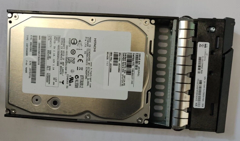 Netapp X412A-R5 SP-412A-R5 (HGST HUS156060VLS600) 600GB 15K RPM 3.5" Hard Drive - Image 2 of 2