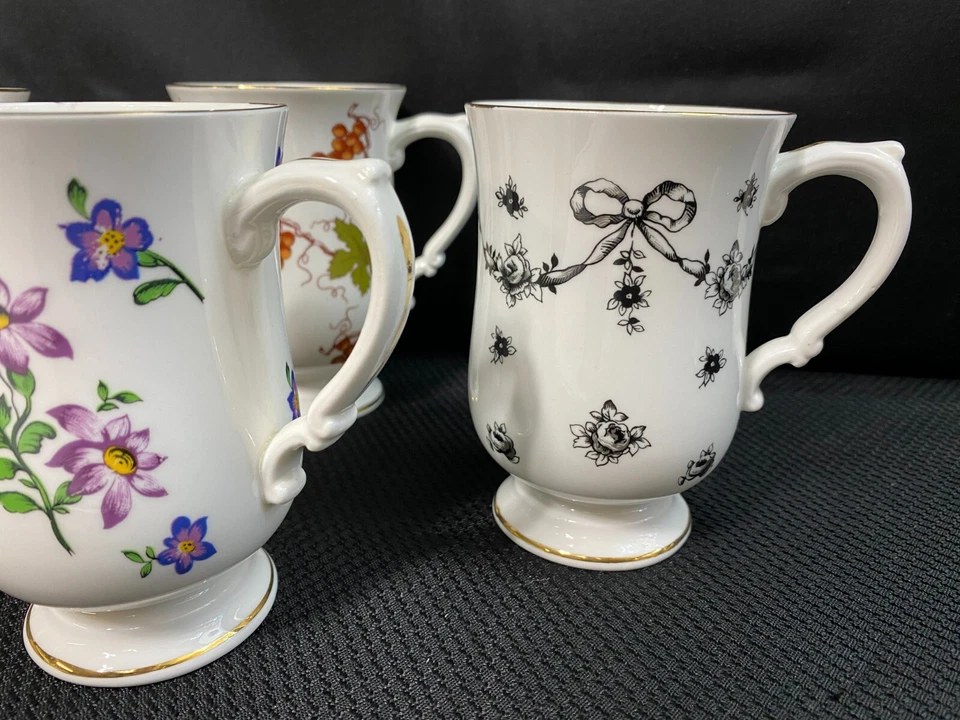 Juego de 4 Diseños ~ Tazas Pedestal Royal Victoria "FLORAL" ~ 4 5/8" Alto Foto 3 de 4