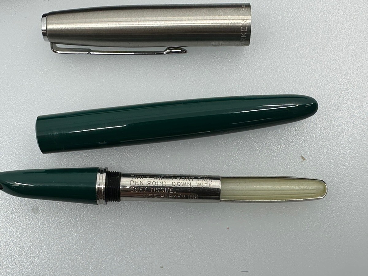 Fantastic Parker 21 Green Barrel Never Inked Fountain Pen VTG