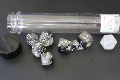 Sirius Dice Spades 7 Piece RPG Dice Set Smokey Resin w Spades Inclusion