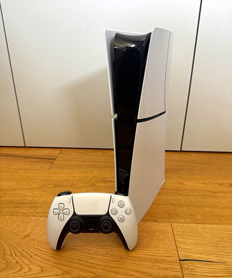 Sony PlayStation 5 PS5 Slim Digital Edition mit Dualsense Controller Top Zustand