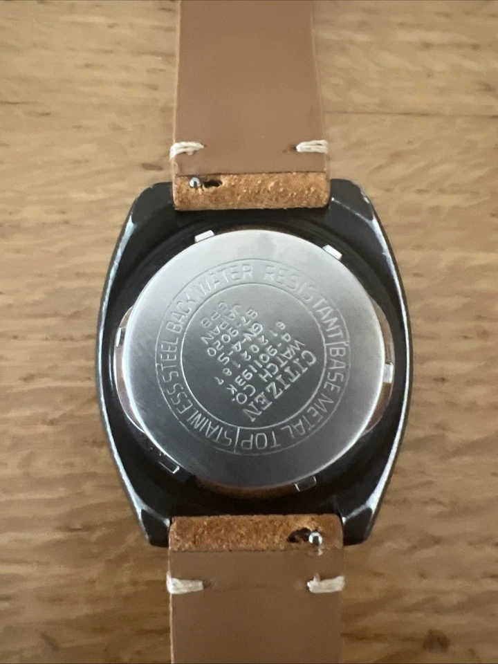 Orologio Citizen Bullhead Panda Vintage Crono Anni 70 Con Due Cinturini Inclusi. - Immagine 2 di 4